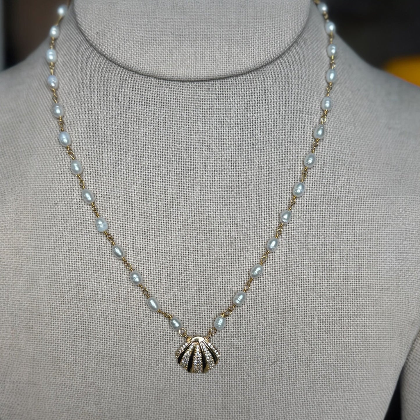 Shell & Pearl Necklace