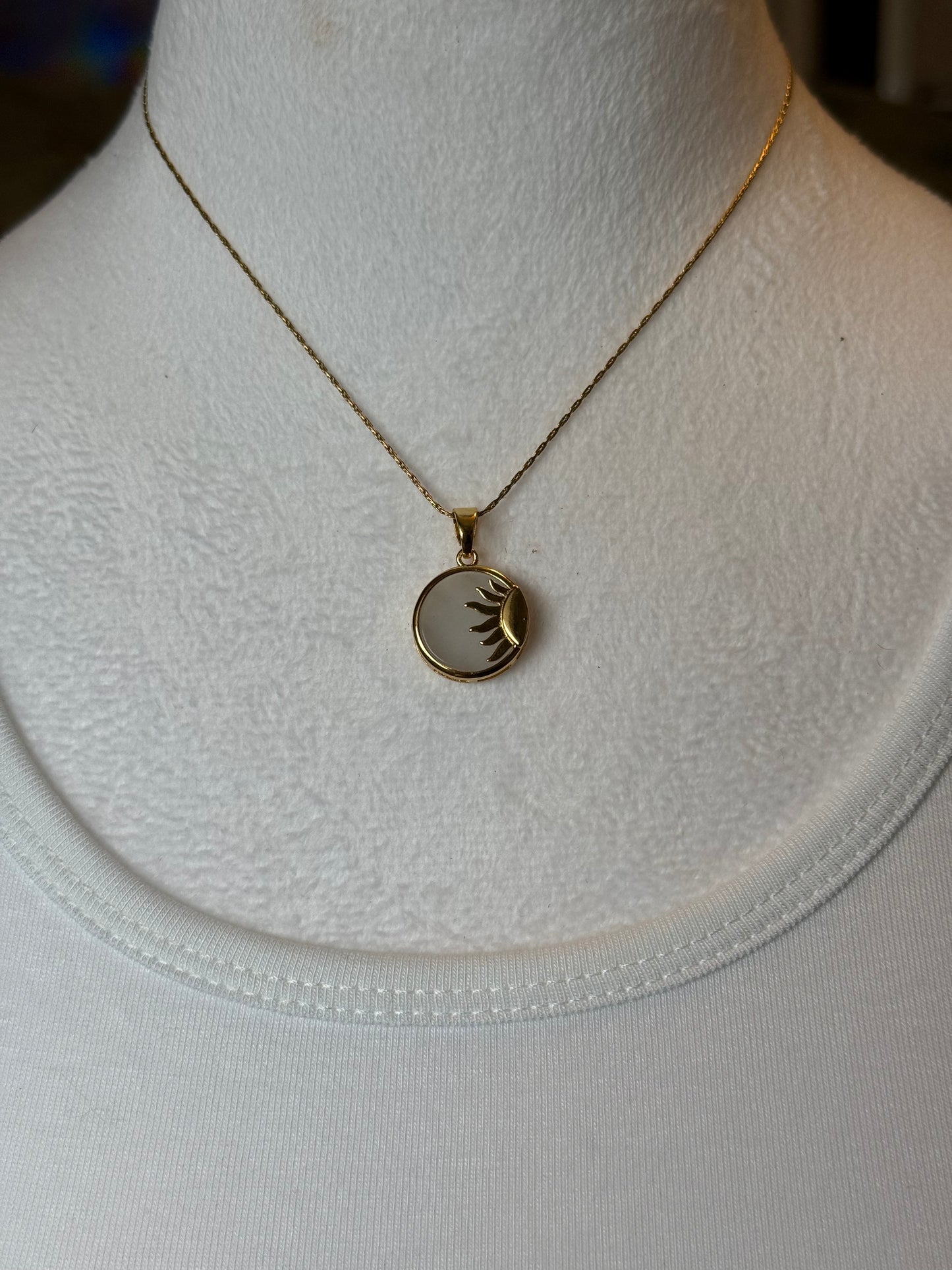 Mother of Pearl Sun Necklace 14 k Goldfilled  Chain