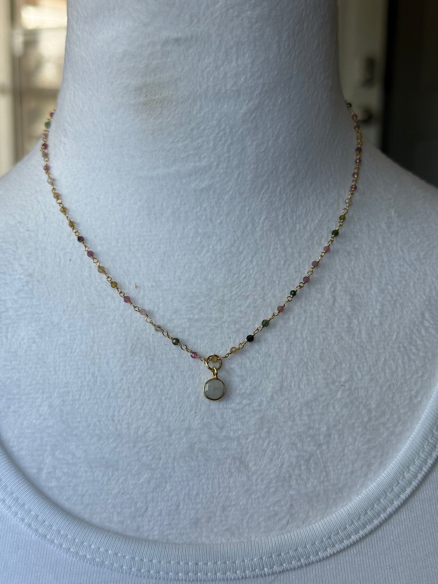 Tourmaline Bead Necklace with Moonstone Pendant – 14k Gold Filles